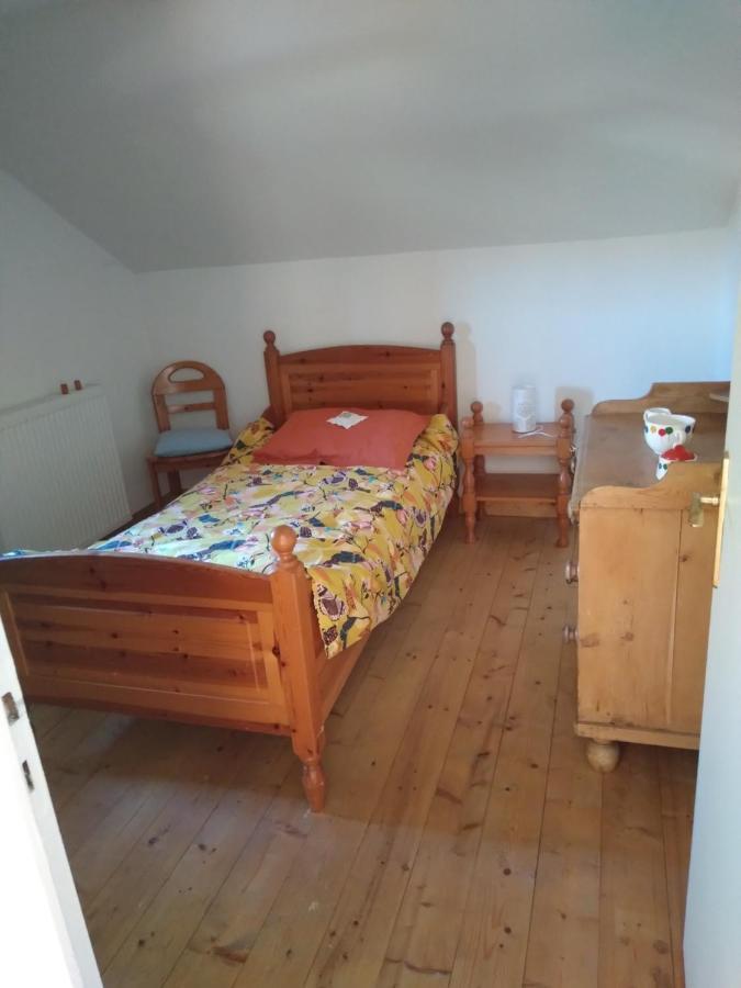 Les Dames De La Saugiat Bed & Breakfast Le Fied Bagian luar foto