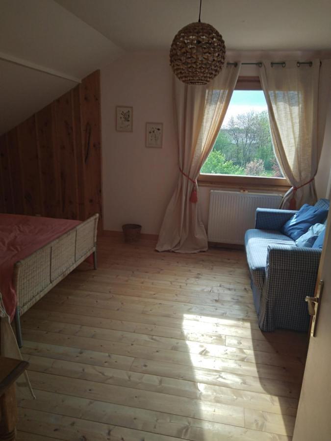 Les Dames De La Saugiat Bed & Breakfast Le Fied Bagian luar foto